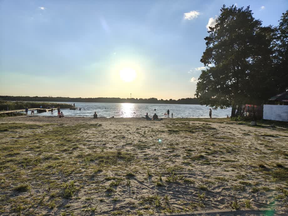 Miniaturka Grabniak – słoneczne kąpiele nad jeziorem Rotcze