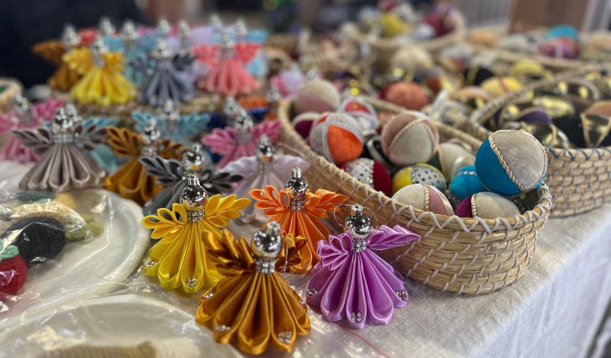 Miniaturka Świąteczny jarmark rękodzieła i produktów tradycyjnych w Konopnicy (fotogaleria)