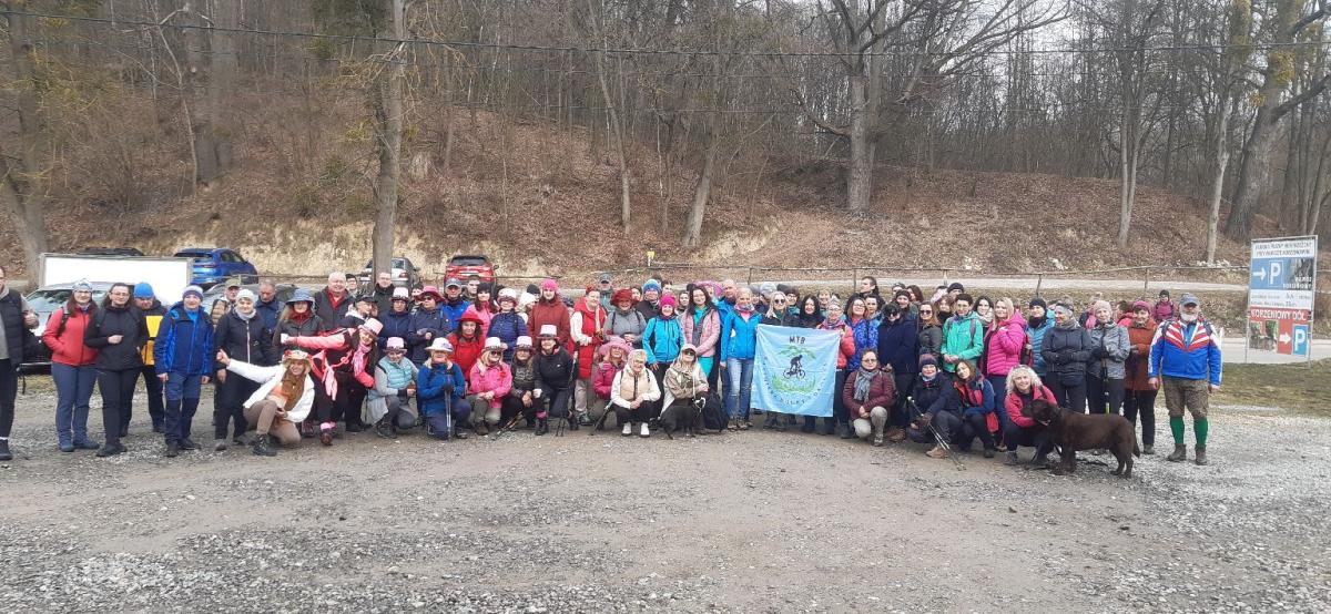 Miniaturka Aktywnie i uroczyście - Dzień Kobiet w labiryncie kazimierskich wąwozów